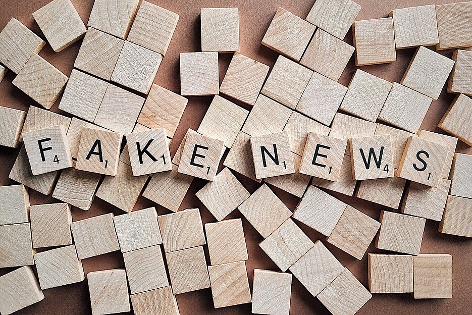 Fake News 