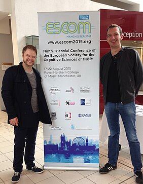 Nicolas Ruth (links) und Benedikt Spangardt vertraten den Arbeitsbereich Medien- und Wirtschaftskommunikation auf der neunten ESCOM-Konferenz (Klick vergrößert).